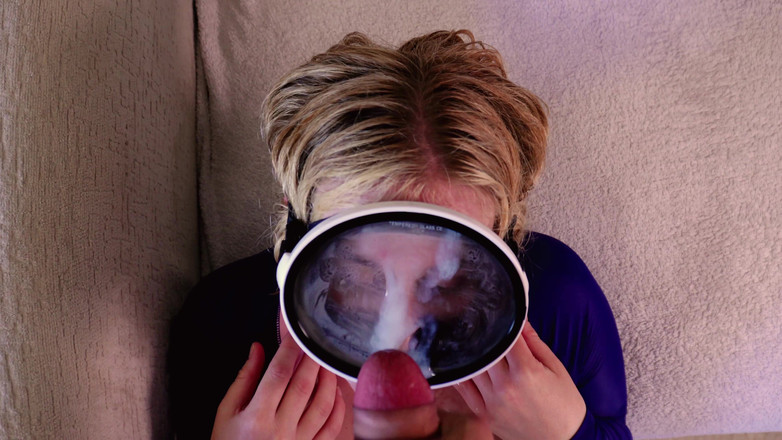 JessieHH: 呼吸和口交训练与巨大的面具面部