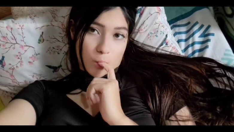 Yulieth Gomez: Трахаю мою симпатичную падчерицу, пока она учится на экзамене