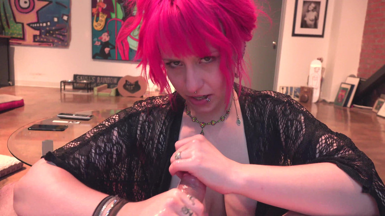 The Dick Suckers: Creampie sur mon visage !