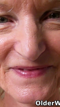 Granny Claire From the Usa Spreads Her Tight and Pantyhosed Pussy on the Stairs