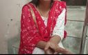 Saara Bhabhi: Hindský sexuální příběh Roleplay - Desi nevlastní sestra sex hladila malého...