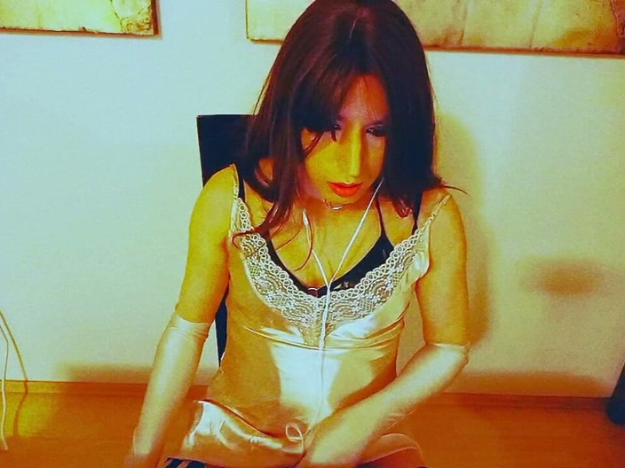 Tammy sissy slave: “hot Crossdresser: Shiny Outfit, Porn and Self-pleasure