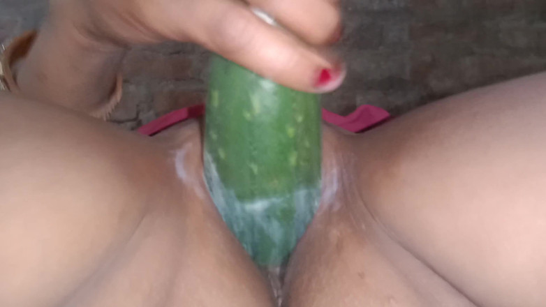 jayabhabhi: 내 자지를 빨아주는 인도 마을 마누라