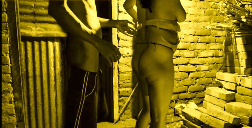 Teensex: Bhabi přijít ven, když můj velký nevlastní bratr jde tetičku...