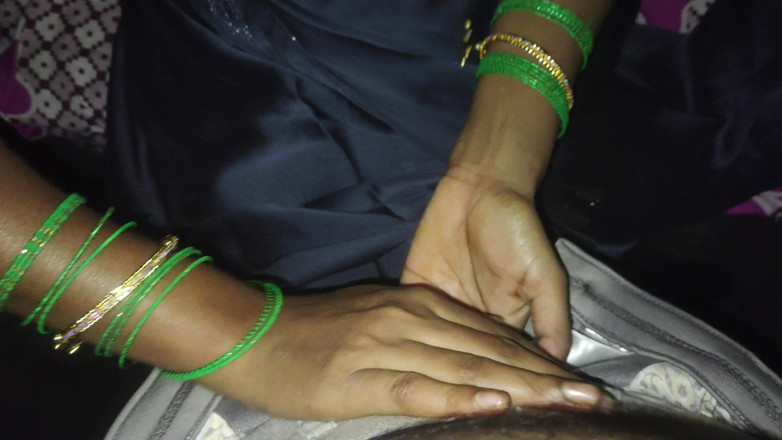 Lovely Dipti: 印度性感人妻和男友的热辣阴户啪