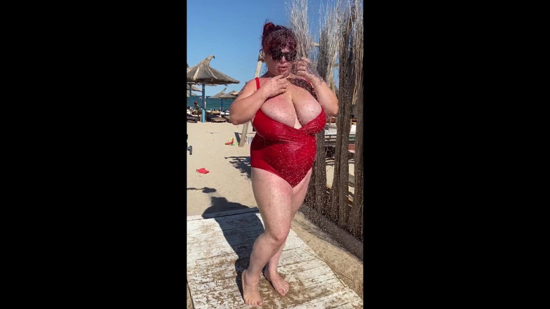 Roxanne Miller: 해변 여친 경험