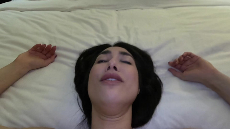 Breed My Hotwife: แม่น่าเย็ดจีนแต่งงานแล้วทิ้งผัวเพื่อควยและพลังของเจ้านาย