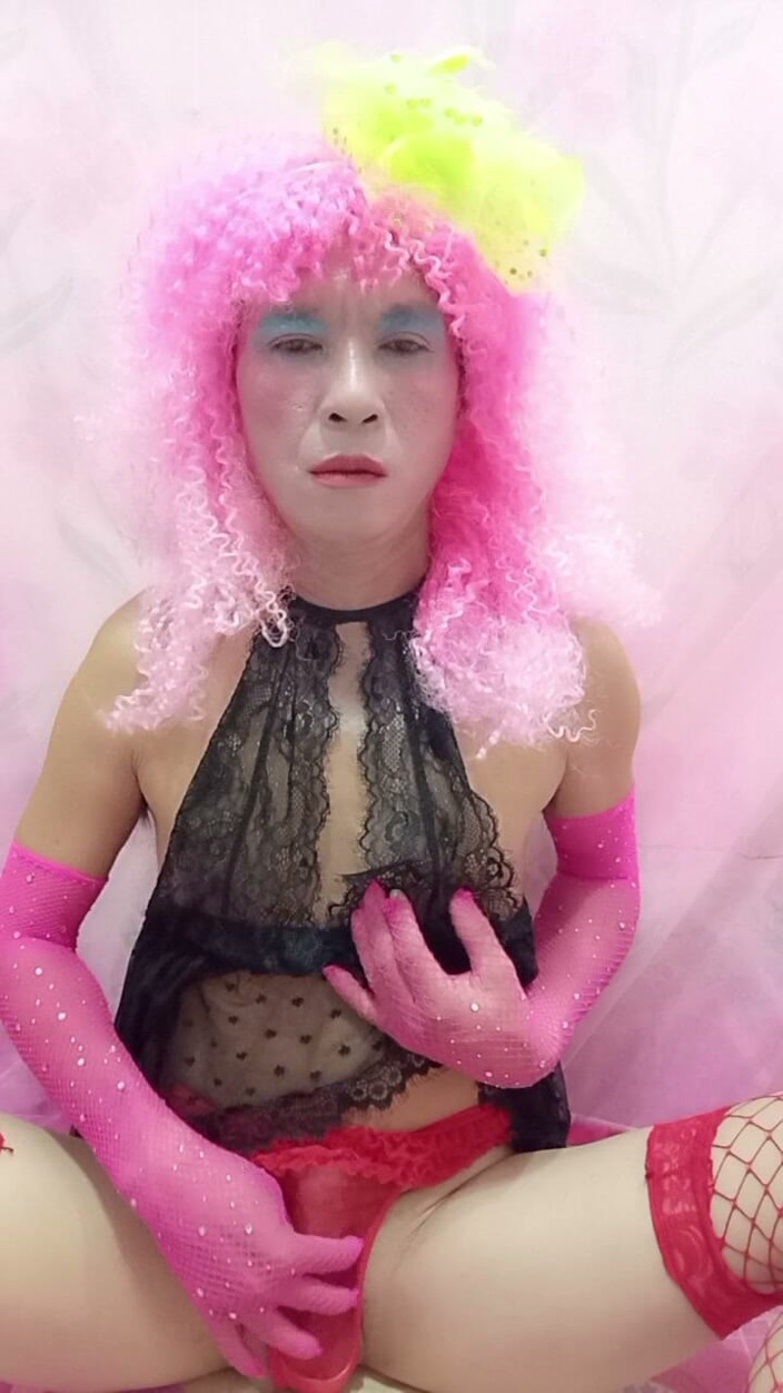 nguyen dang thien tri: Oanh Le Transgender Wearing Sexy Clothes Porn Cock