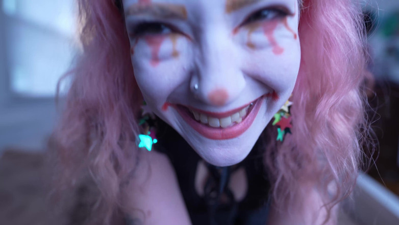 lilredvelvettt: Klaun Dívka GF Tě zahýbá