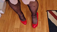 Milosbroz: Trio sexy cu tocuri înalte, plimbându-se pe ascuns în colanți și jucându-se cu...