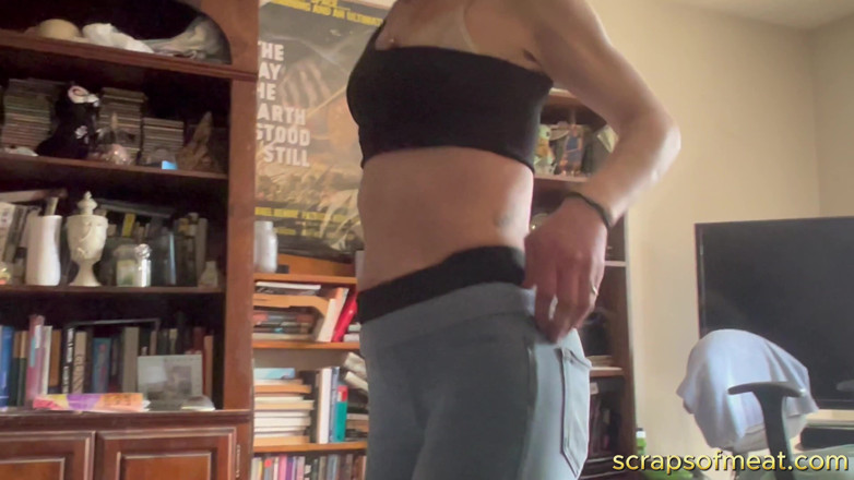J13D75: Ho Blow, Ho Touch Toes, Blow a Load in a...