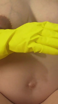 Grávida e ainda usando luvas aqui é por que eu não posso parar