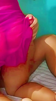 Massageando a bunda grande do vizinho em lingerie e com creme