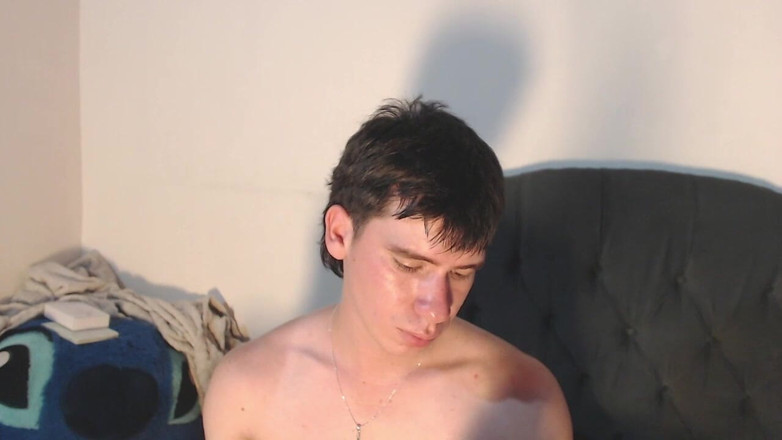 Icyhot707: Šukal Mě S 20cm Dildem a Pak Jsem Si Ho Dal...