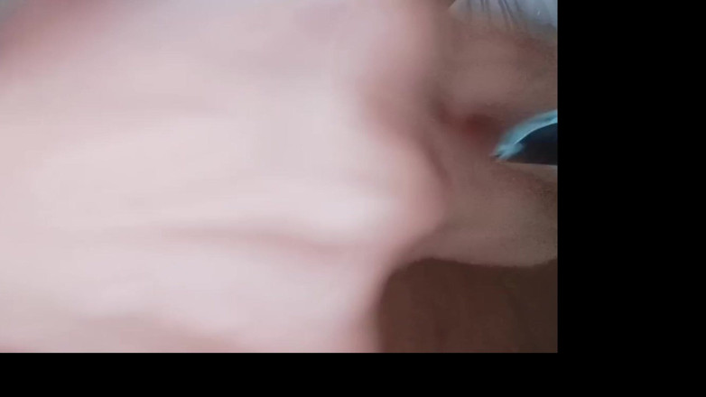 eldlie: Femme squirteuse et orgasme