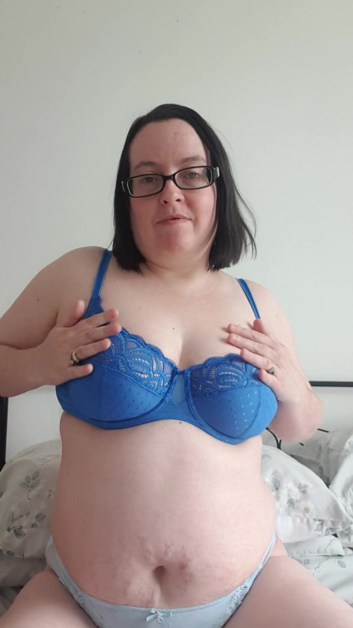 Littlevixen: Morgen masturbation halbe stunde, kein aufhören