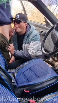 Curvă dură de croazieră străin luptă pula mare a lui tati pe pistă