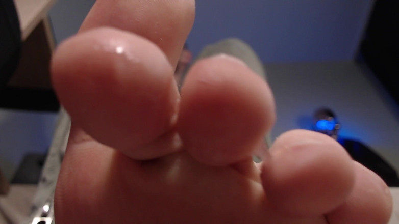 Hunky time: Bosku ngentot mulut dan kakimu dengan sperma (bagian 2)