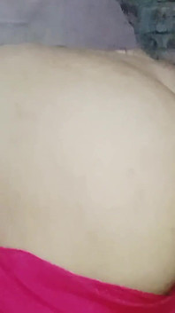 Hermanastra hermosa mujer primera vez