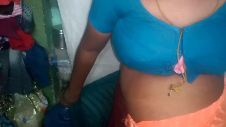 Priyanka314: Velký zadek indická sexy žena v domácnosti šukání