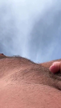 Tim blesh nuda stupida e camminando in giro finisce con una sborrata