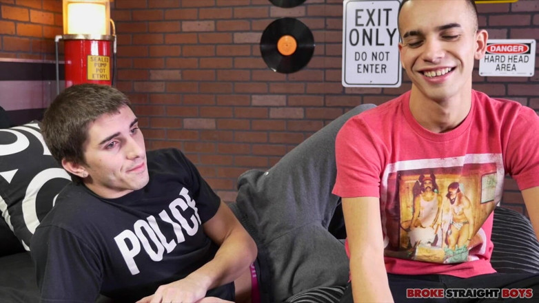 Broke Straight Boys: Justin Riggs पहली बार किसी मर्द को चोद रहा है