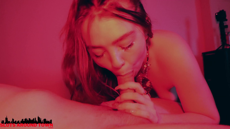 Sluts Around Town: Euphoria ragazza impazzisce con una rimorchiata