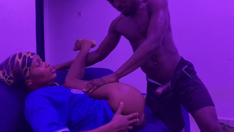 NaijaTeens: Black Cock Stretch Ebony Pussy