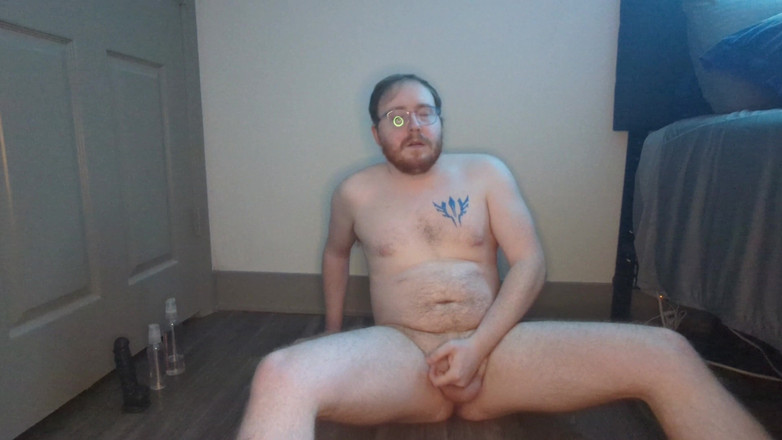 Wallace Accelron: Wallace mengerang saat dia menunggangi dildo besar bagian 1