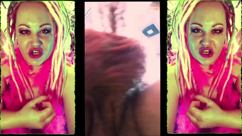 Campsissyboi: Sniff and rim the butthole and ballsack as you jerk...