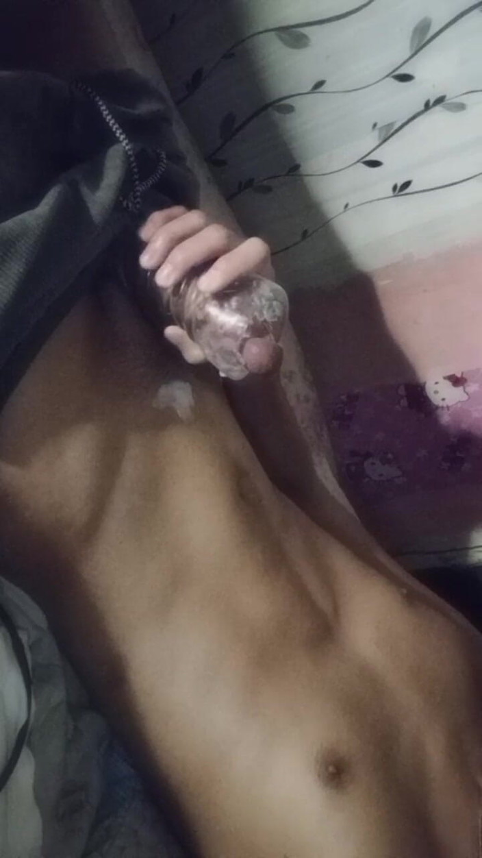 Sunflower Baby 69: Joacă cu jucărie sexuală