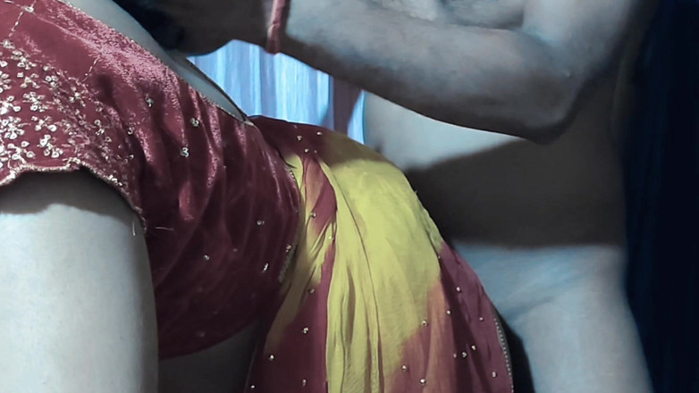 Hotpooja86900: 내 마누라를 따먹어