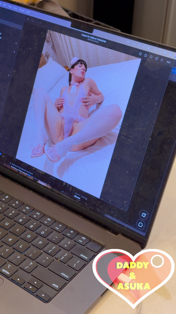 Daddy and Asuka: Dans Les Coulisses, Jetez Un Coup D’œil Furtive Sur Ce...