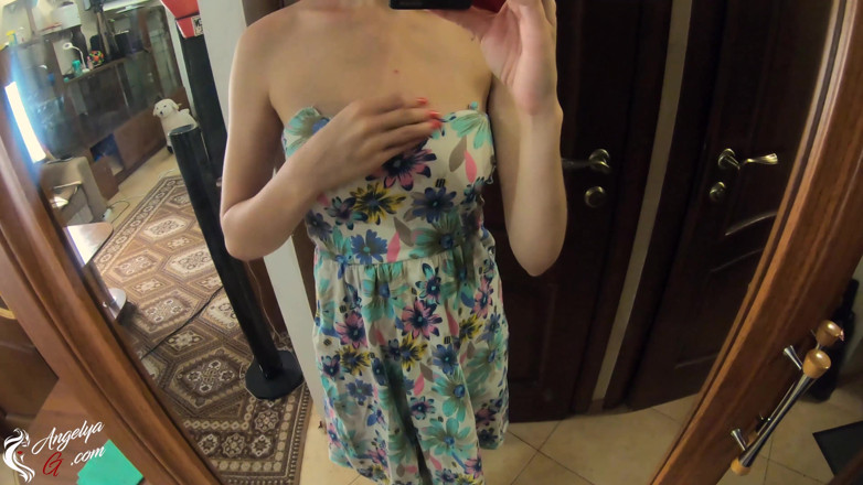 AnGelya G: Babe stuck while cleaning and lover doggy style fuck her...