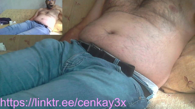 CenkAy: Ours papa lèche le sperme de tes pieds