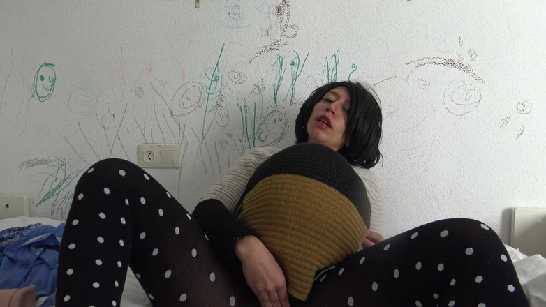 Stepmom Susan: 单身女郎想要在伊斯坦布尔认识怀孕的男人