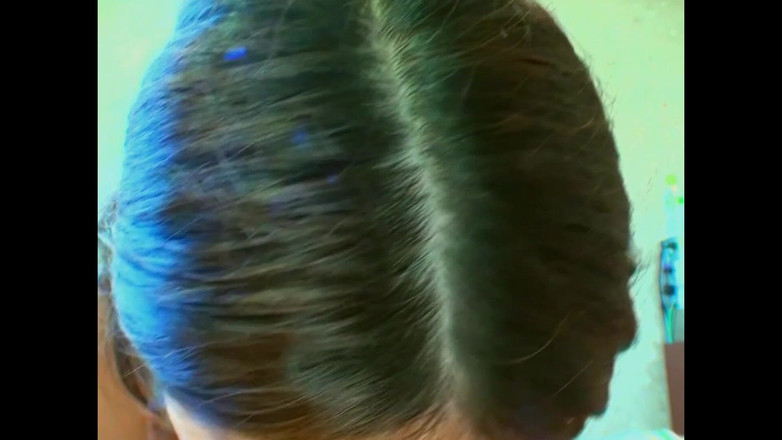 Cinema X: Dívka olizuje penis a hledá sperma