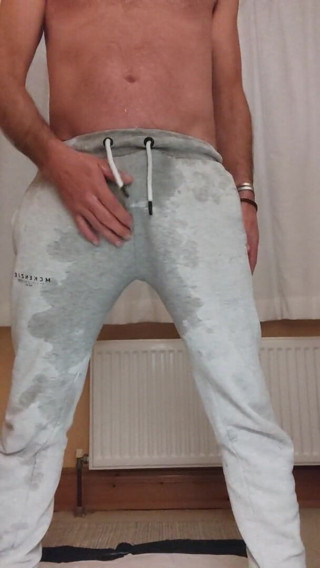 Scallyoscar: Scallyoscar pisse et jouit
