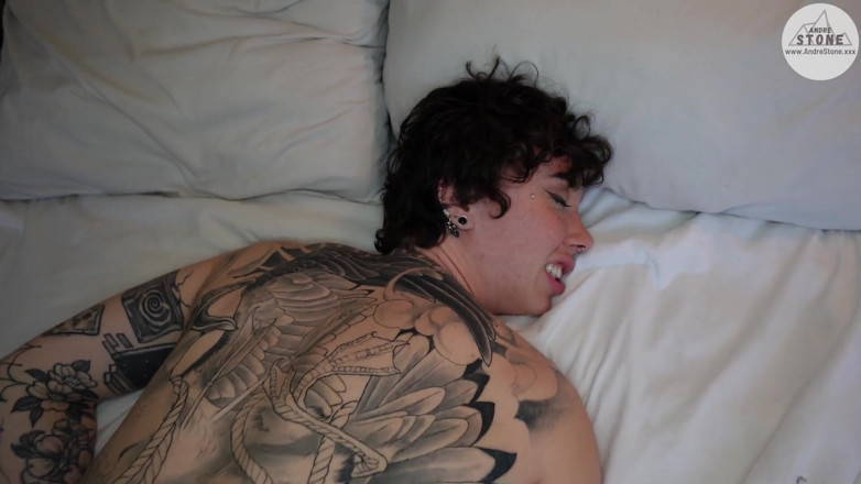 Andre Stone: La novia tatuada caliente del mejor amigo Salem Nox te...