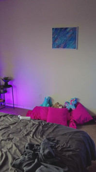Branlette dans la chambre - vidéo maison
