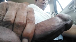 मेरा मोटा लंबा लंड छूट की तलाश में है