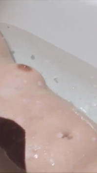 Sex-gry w wannie Natalie