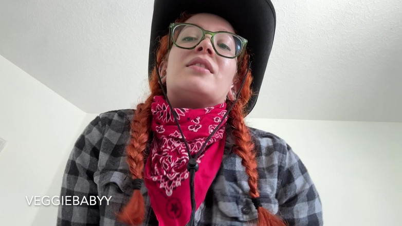 Veggiebabyy: 이 마을은 우리 둘에게 충분하지 않습니다 : 후타 보안관은 형사 인정사정없는 처벌 페깅을 제공합니다.