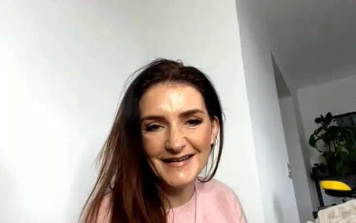 Adreena Winters: Birthday gift opening