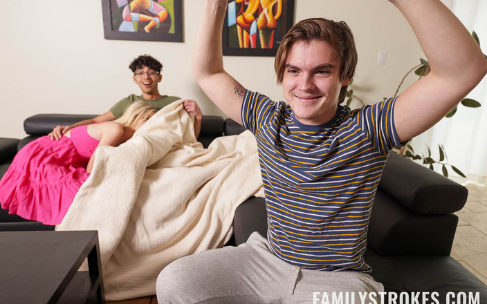 Sis Loves Me: Desto mehr lädt die freche stiefschwester ihren anderen stiefbruer ein,...