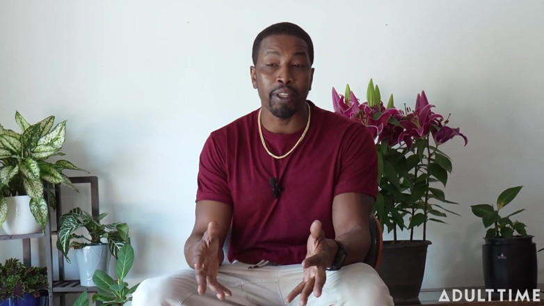 Adult Time Podcast: Isiah Maxwell Chooses a Fragrance for Every Scene! | Pornstar Interview |...