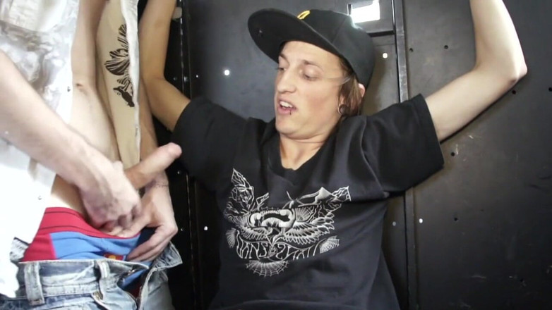 Recent amator bareback French porn: 私を抱いて、尻を満たせ