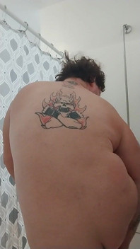 मुझे बताओ क्या मेरी गांड तुमसे साफ दिखती है?