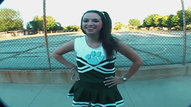 FapFlare: Cheerleaderin courtney james wird vom eismann explizit gefickt und ins...