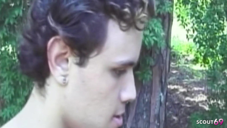 Shemale TS Collection: Latina ladyboy Antonia fodida anal ao ar livre na floresta